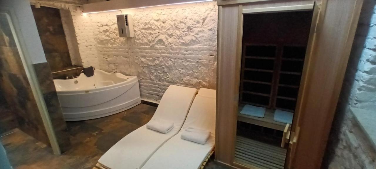 Old Cafe Spa Apartment Belgrad Dış mekan fotoğraf